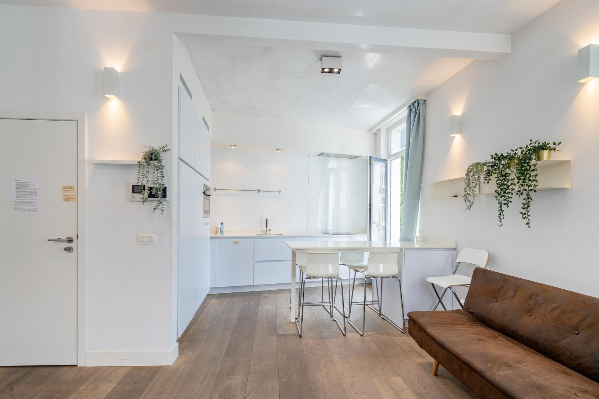 Beautiful Modern Apartment In The Heart Of Anvers Extérieur photo